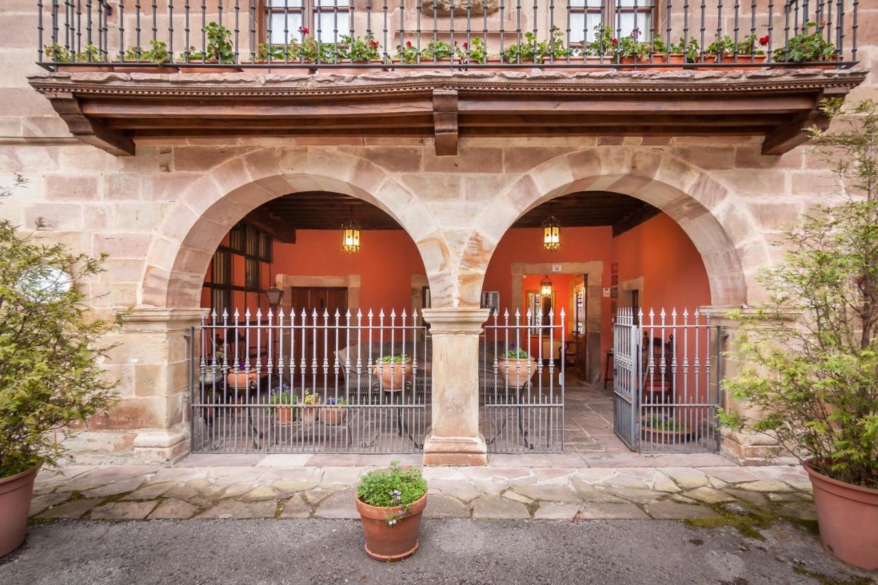 Casona De La Salceda Treceño Exterior foto