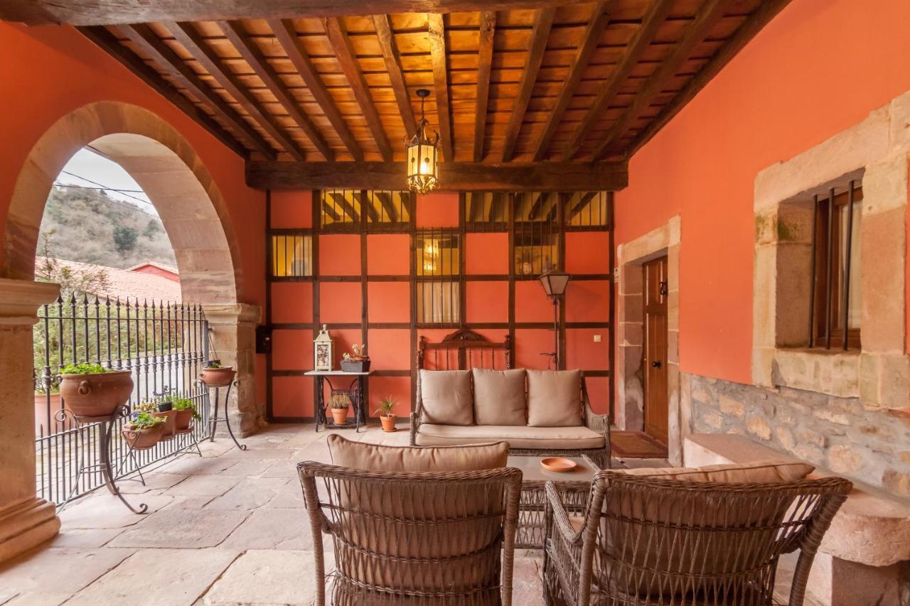 Casona De La Salceda Treceño Exterior foto